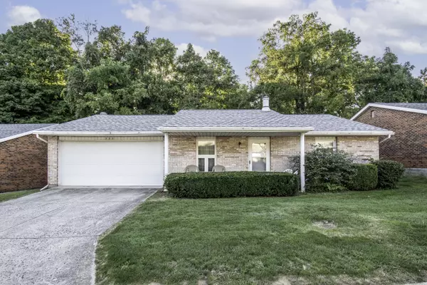 225 Green Tree Lane, Bellefontaine, OH 43311