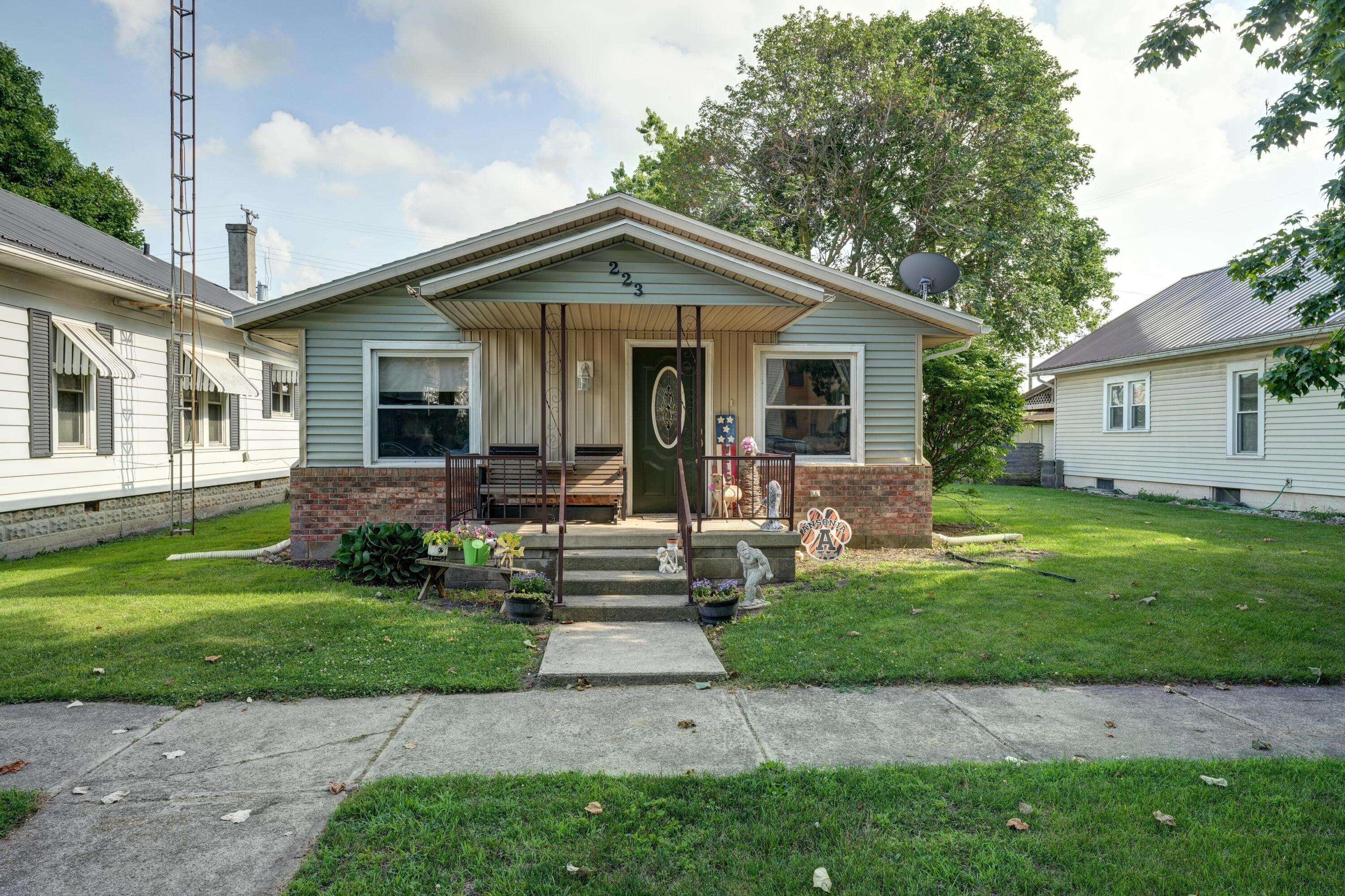 223 W High Street, Ansonia, OH 45303