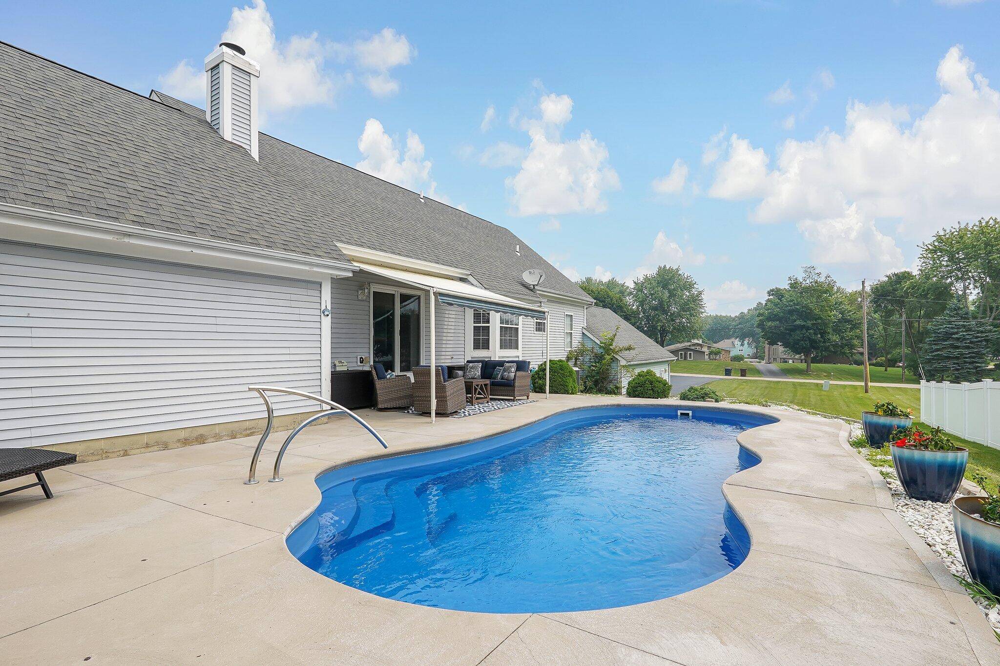 2895 Twana Drive, London, OH 43140