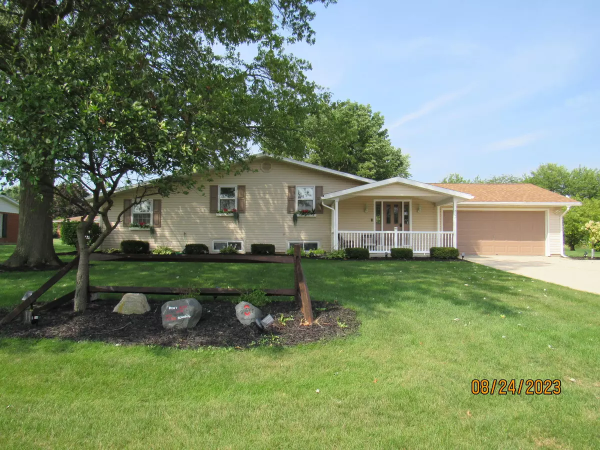 Wapakoneta, OH 45895,806 Aster Drive