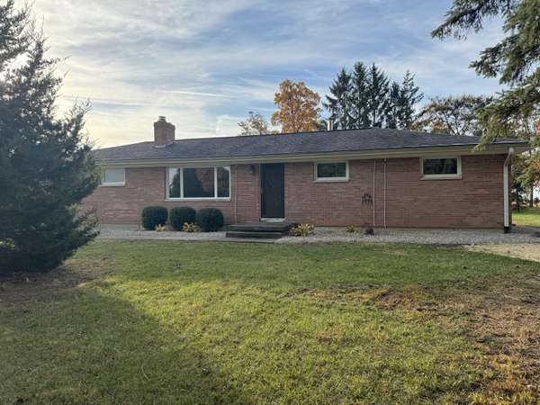 9935 Old Columbus Road,  South Vienna,  OH 45369