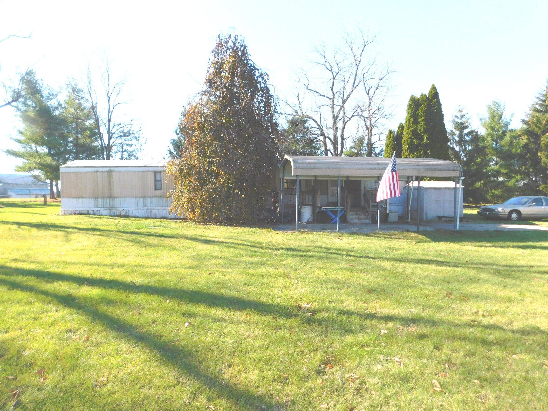 3052 ST RT 66, Houston, OH 45333