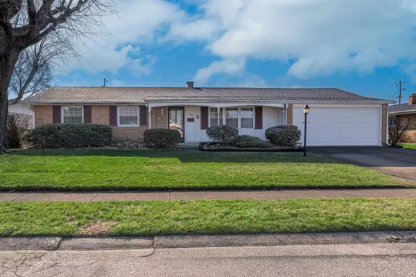 1042 Landsdale Drive, Fairborn, OH 45324