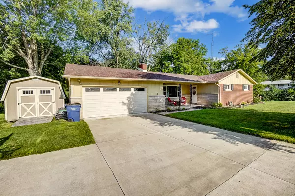 2095 Perkins Drive, Springfield, OH 45505