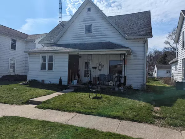 807 Clinton Avenue, Sidney, OH 45365