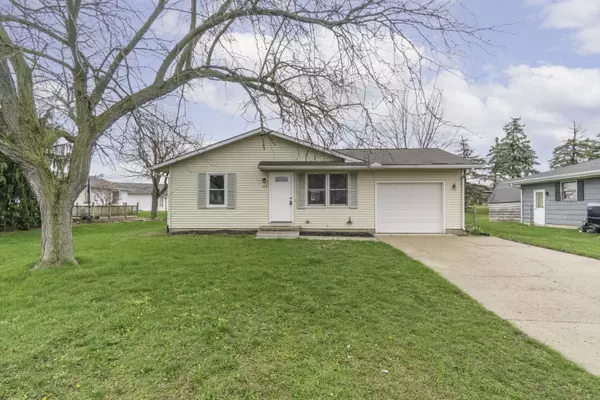 108 North Street, Botkins, OH 45306