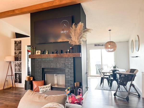 Jackson Center, OH 45334,814 E Pike Street