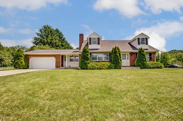 2812 Carriage Lane, Springfield, OH 45505