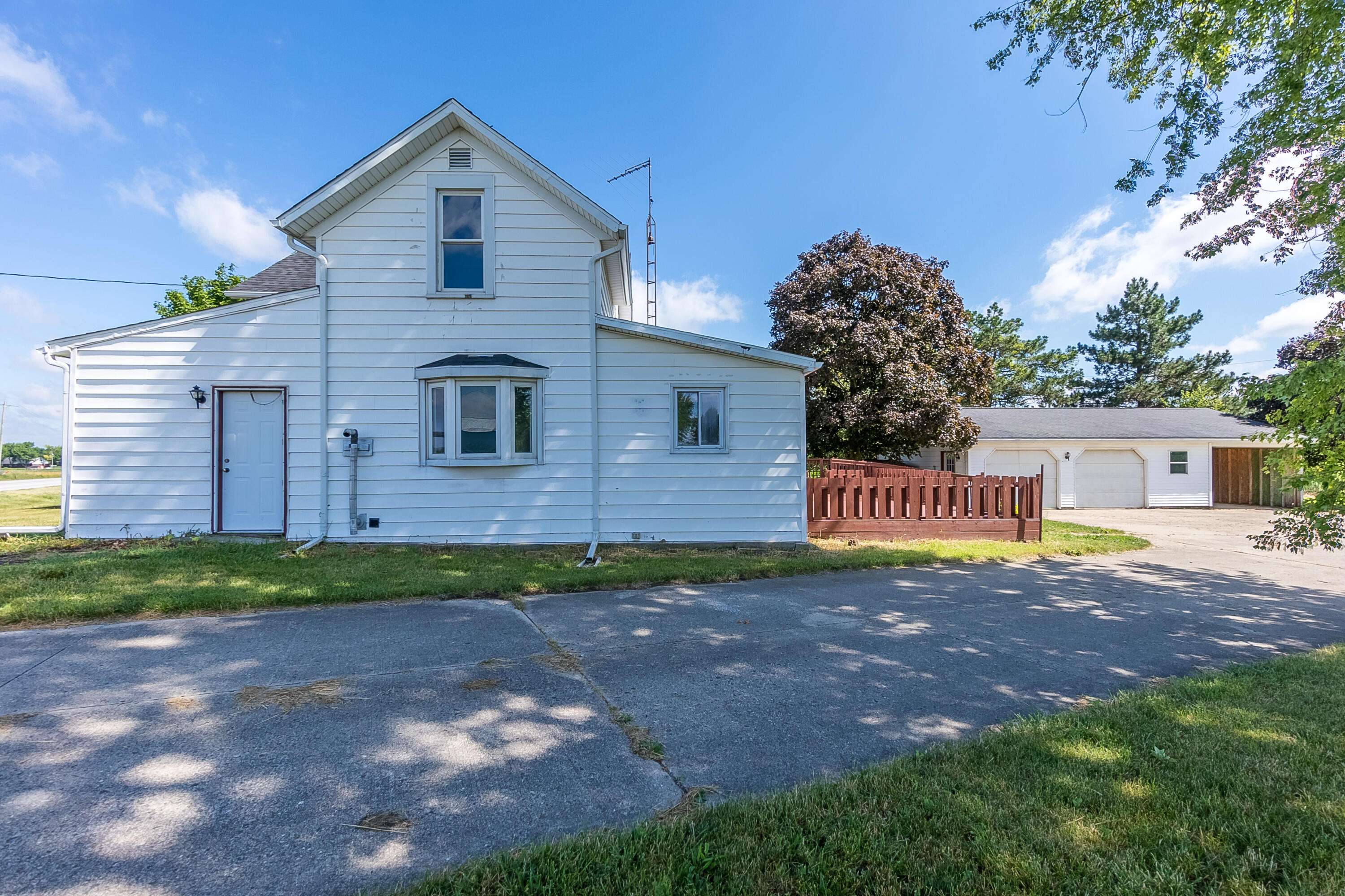 13080 State Route 29, Anna, OH 45302