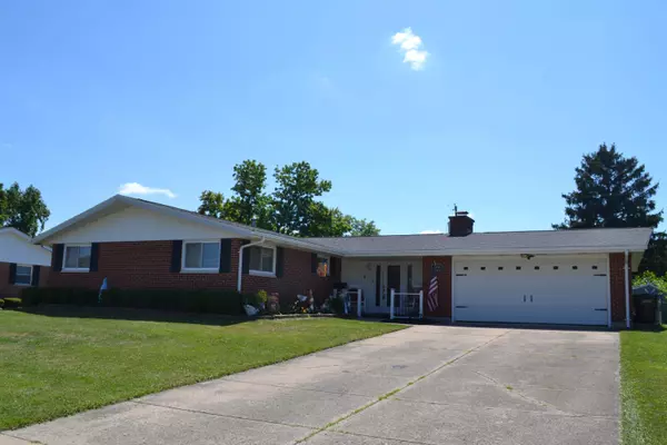 499 Rising Hill Drive, Fairborn, OH 45324