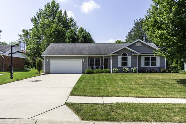 927 Primrose Drive, Wapakoneta, OH 45895