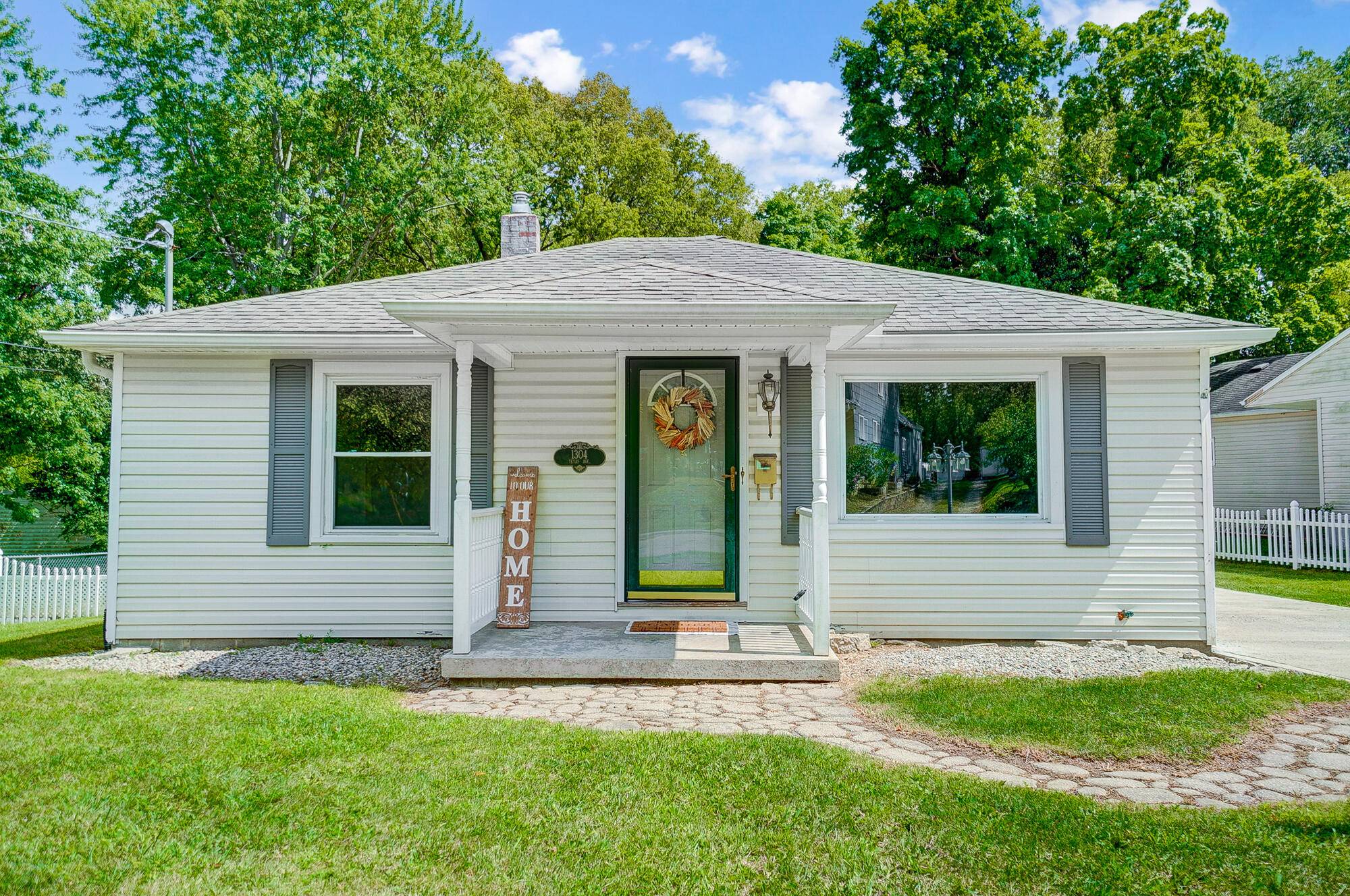 1304 Texas Avenue, Springfield, OH 45505
