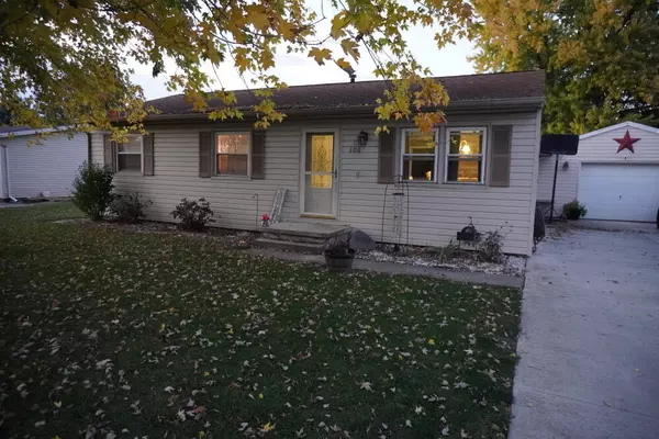 306 Jefferson Street, Wapakoneta, OH 45895