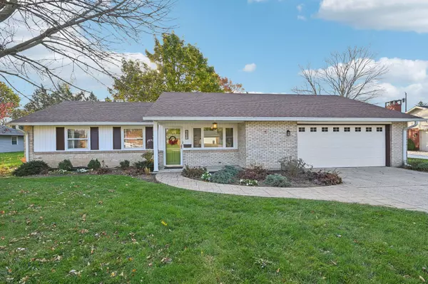 906 Catalpa Circle, Troy, OH 45373