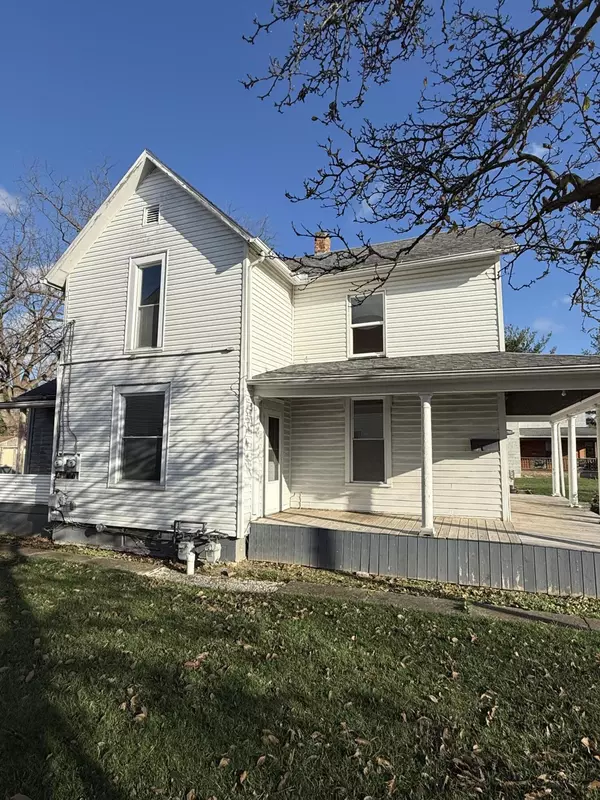 614 Bellefontaine Street, Wapakoneta, OH 45895