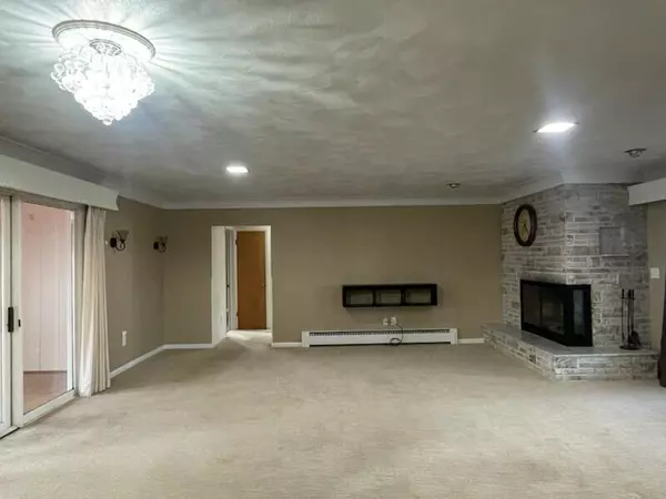 Ada, OH 45810,501 W North Avenue