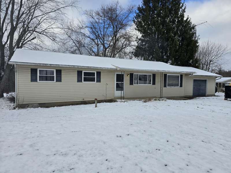 4314 Holiday Lane, Bellefontaine, OH 43311