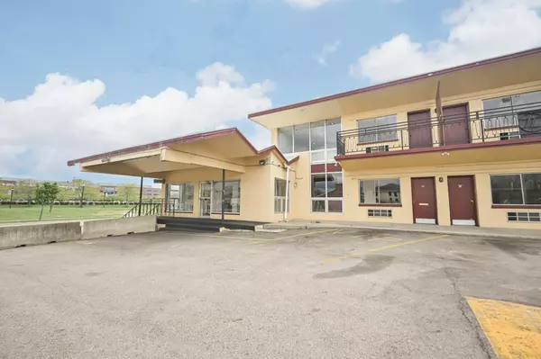 Springfield, OH 45504,325 W Columbia Street