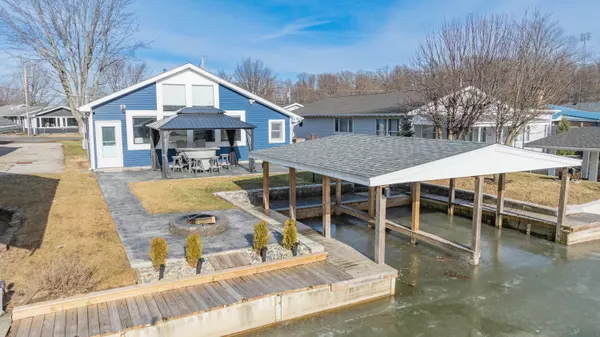 11546 Horseshoe Channel Drive, Lakeview, OH 43331