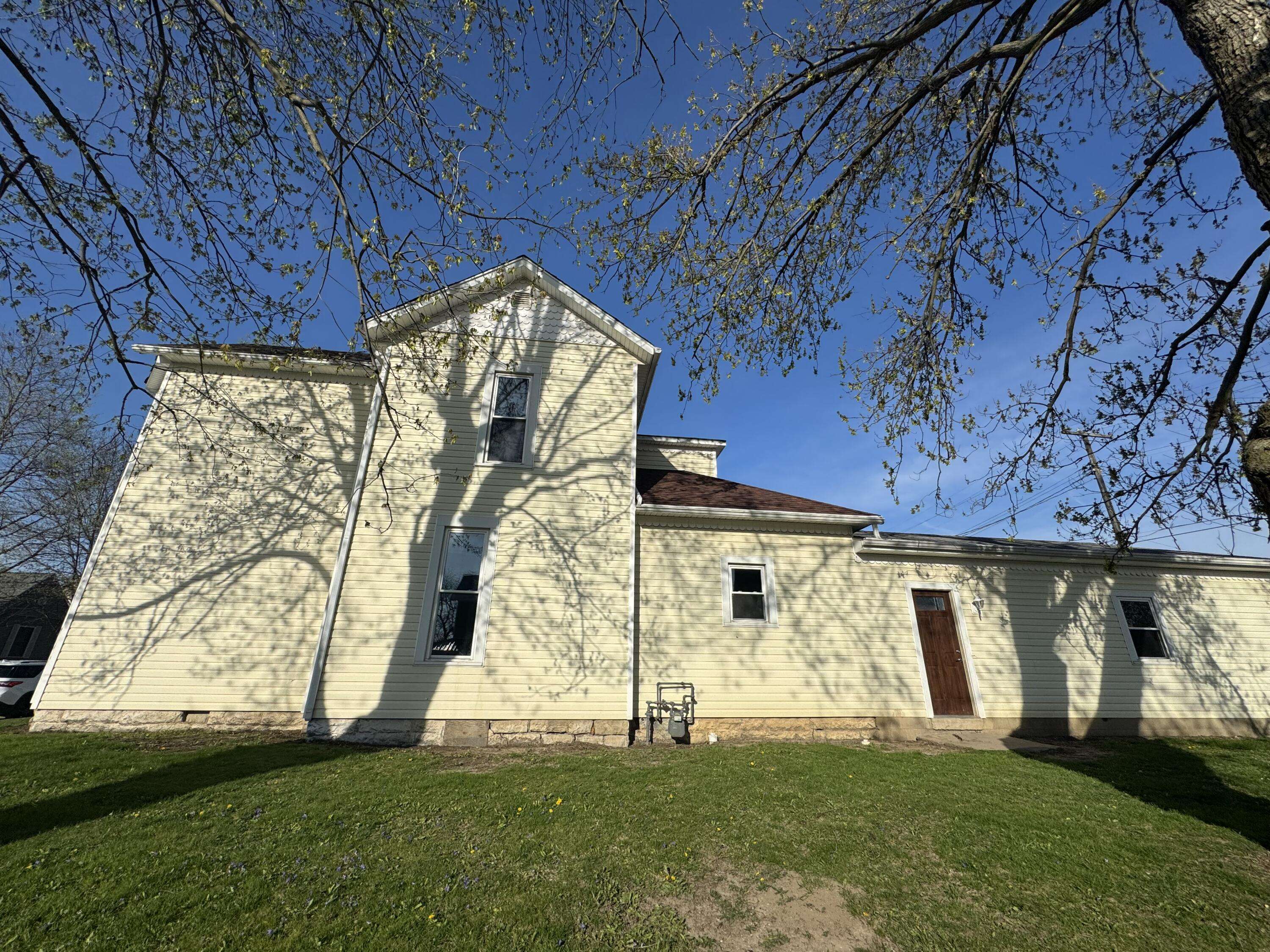 Saint Marys, OH 45885,725 W Spring Street