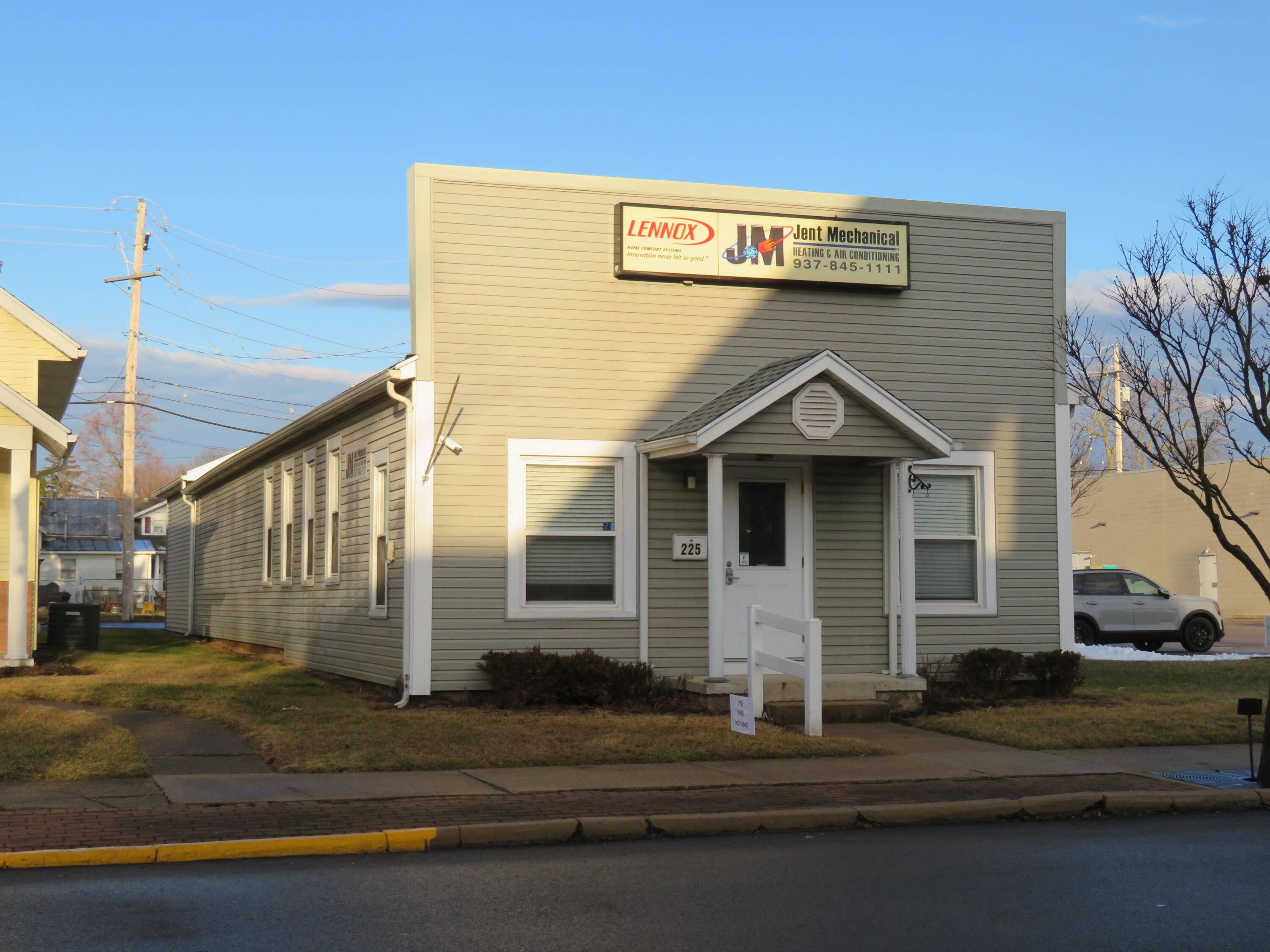 225 S Main Street, New Carlisle, OH 45344