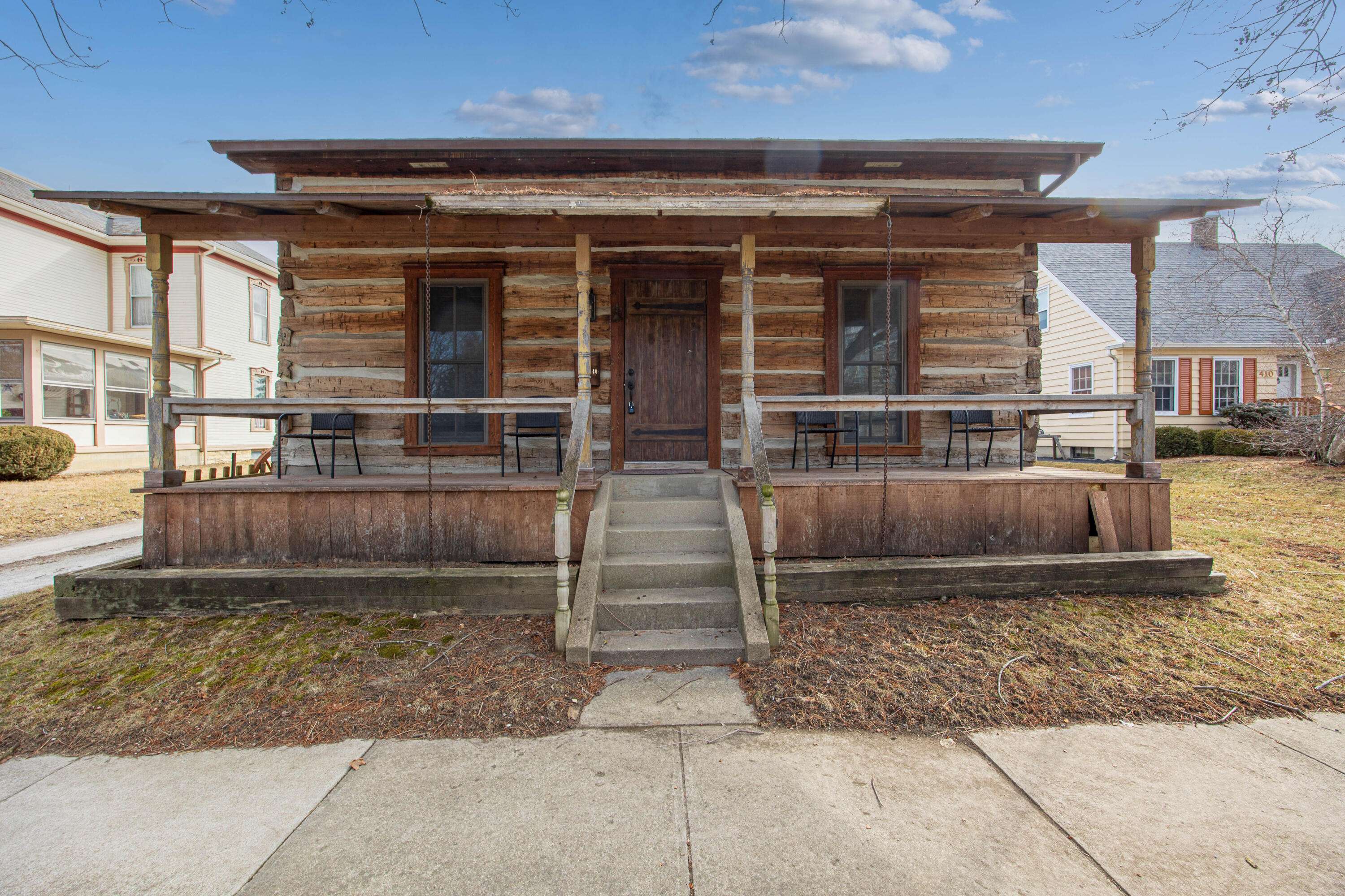 408 S Blackhoof Street, Wapakoneta, OH 45895