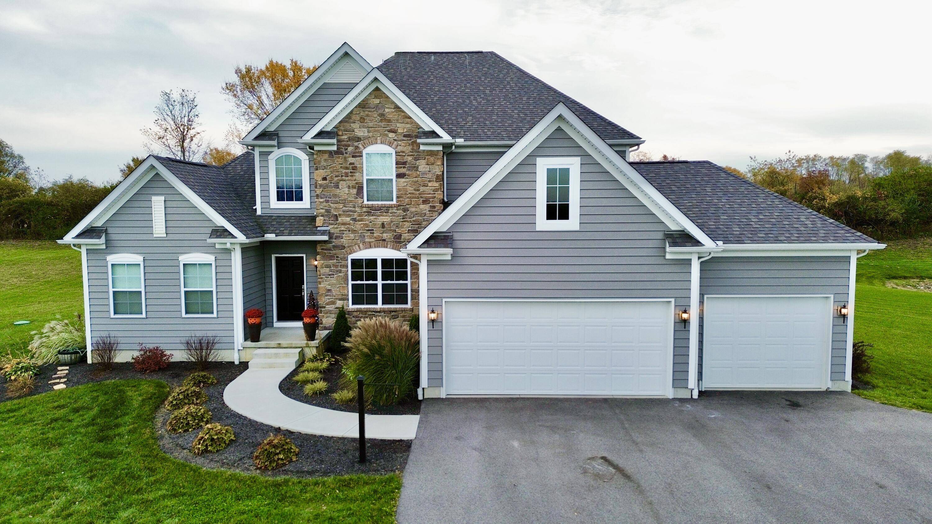 2876 Bible Drive, Bellefontaine, OH 43311