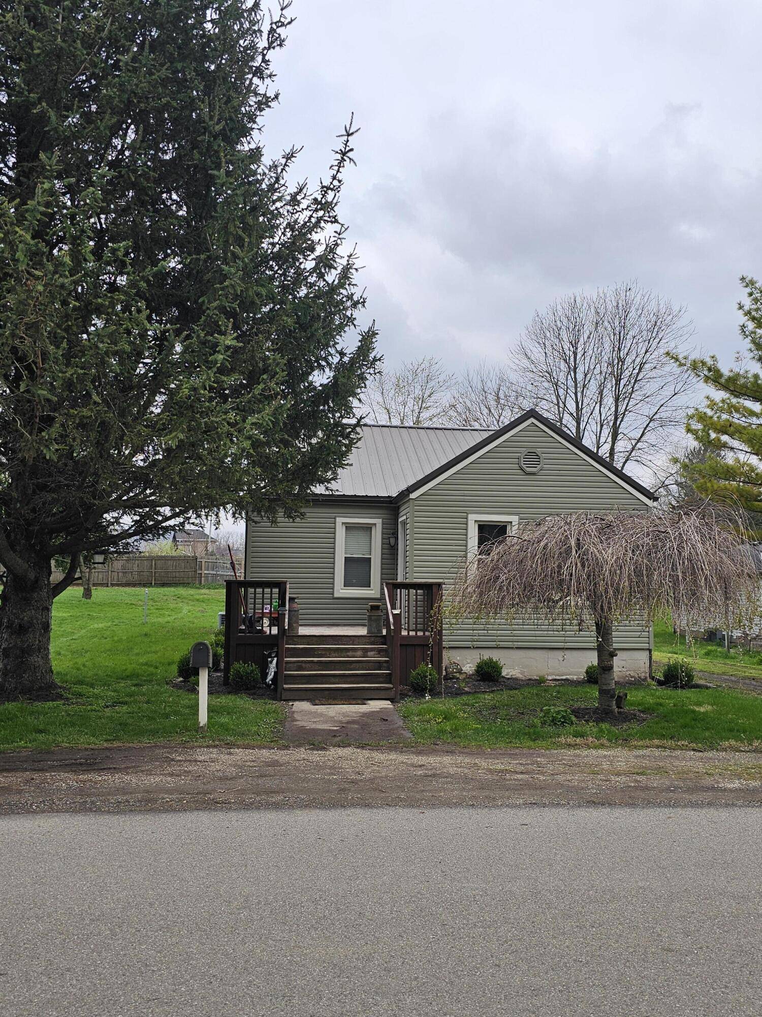 79 S Locust, Mechanicsburg, OH 43044
