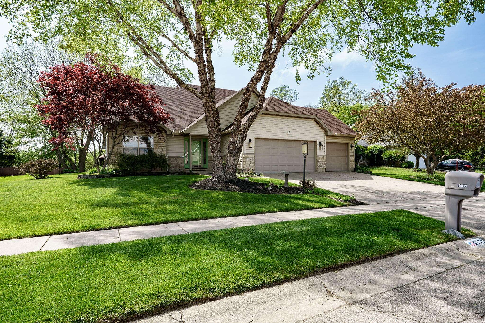 6757 Evergreen Woods Drive, Dayton, OH 45424