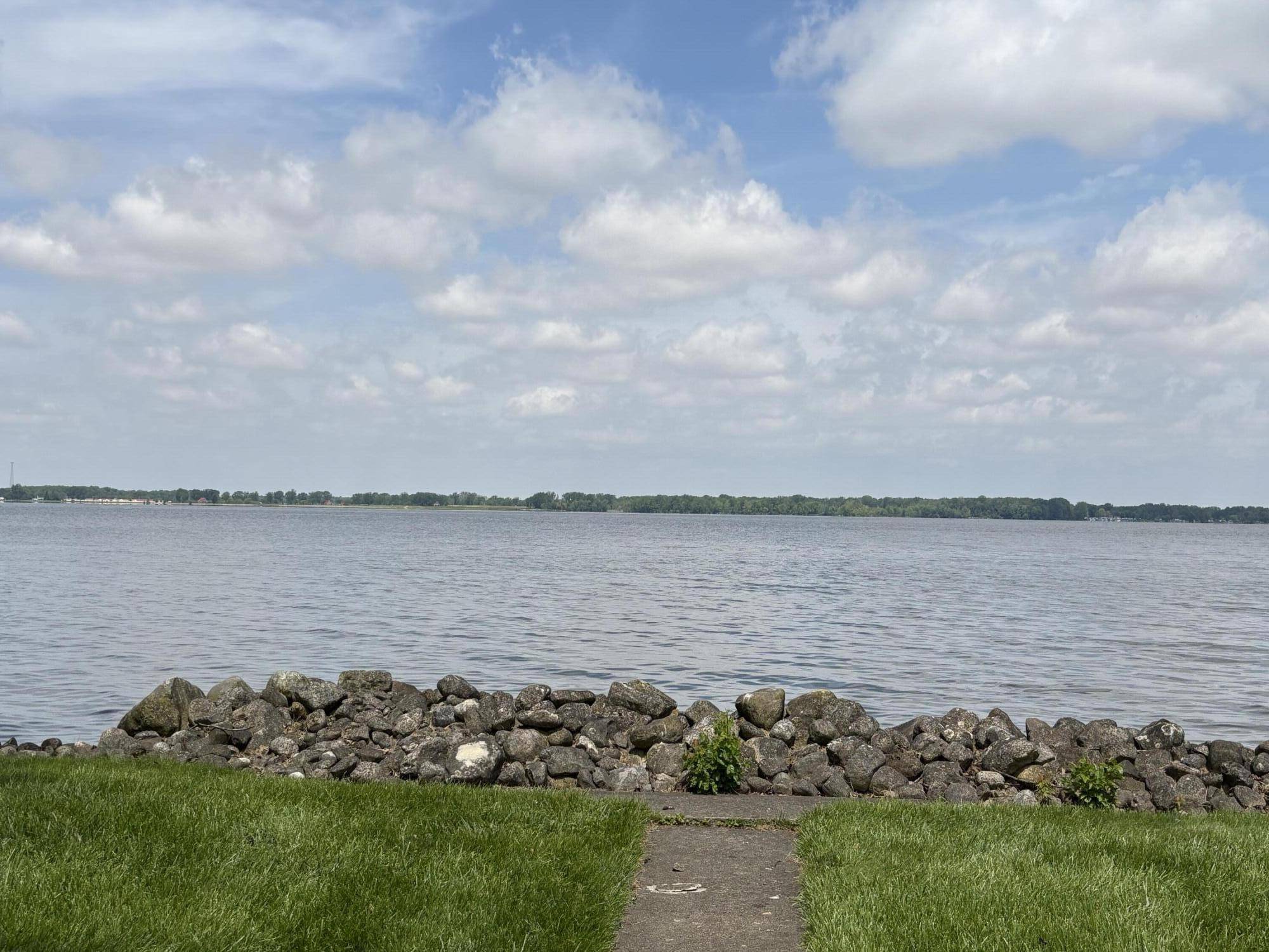 Lakeview, OH 43331,10081 Forest Street
