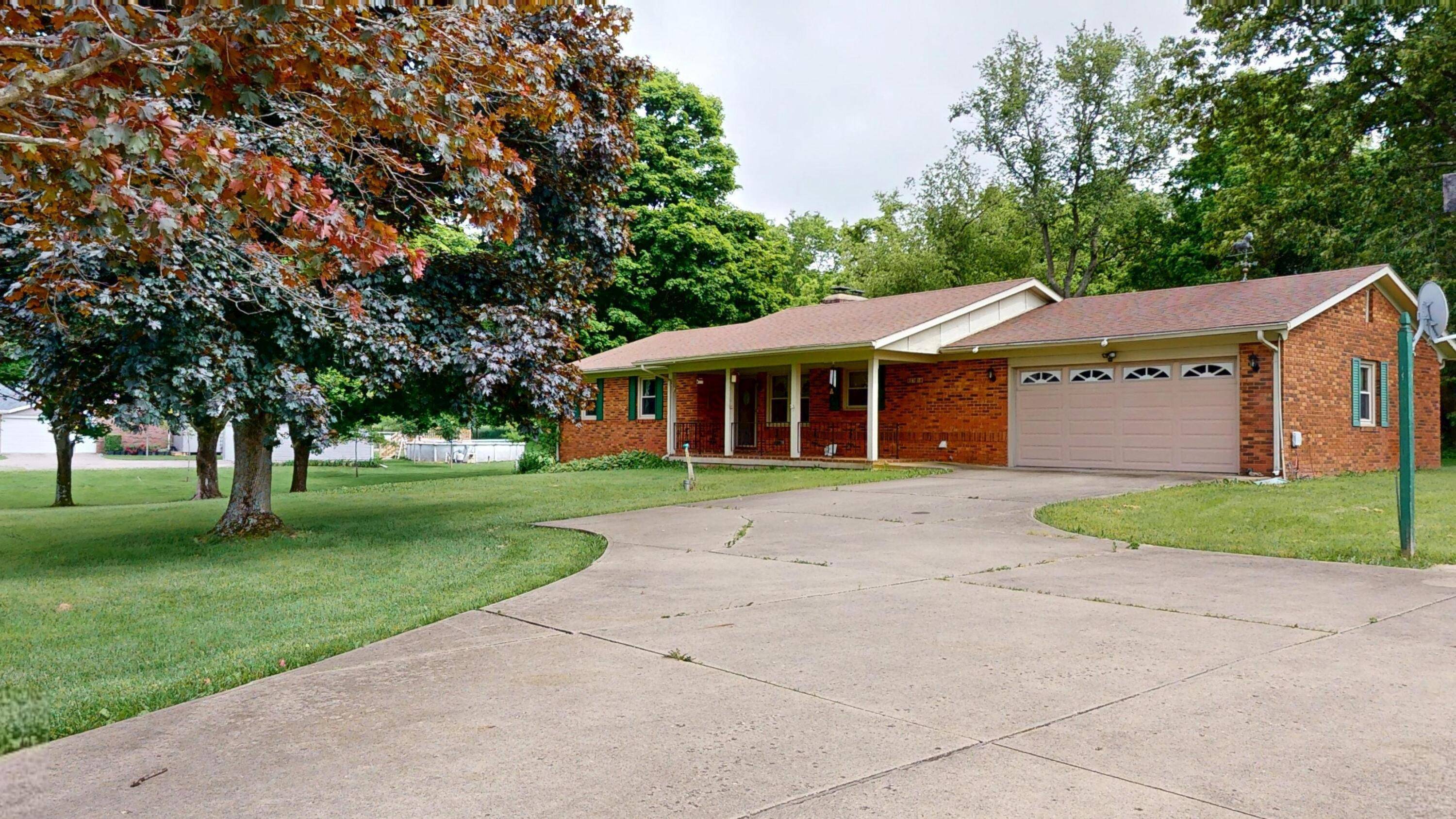 1371 Township Road 200, Bellefontaine, OH 43311