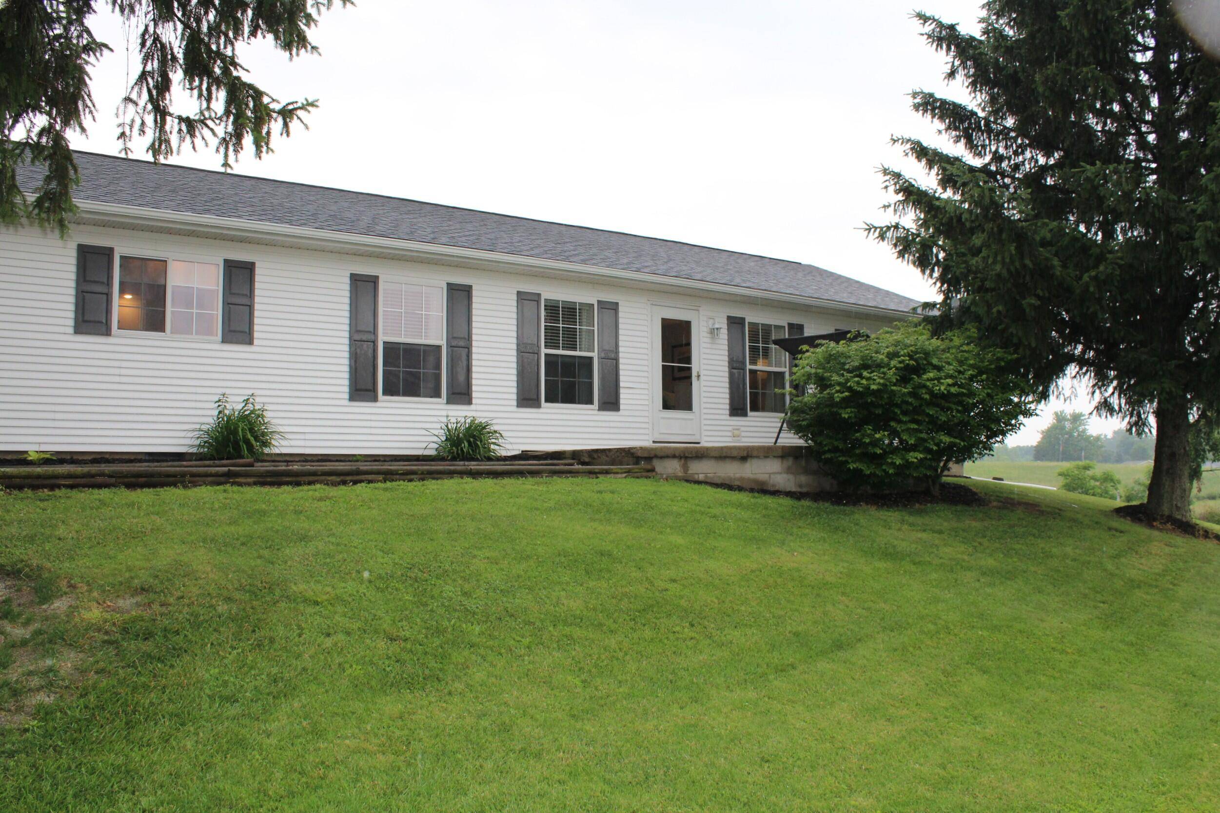 7583 Co Rd 9, Rushsylvania, OH 43347