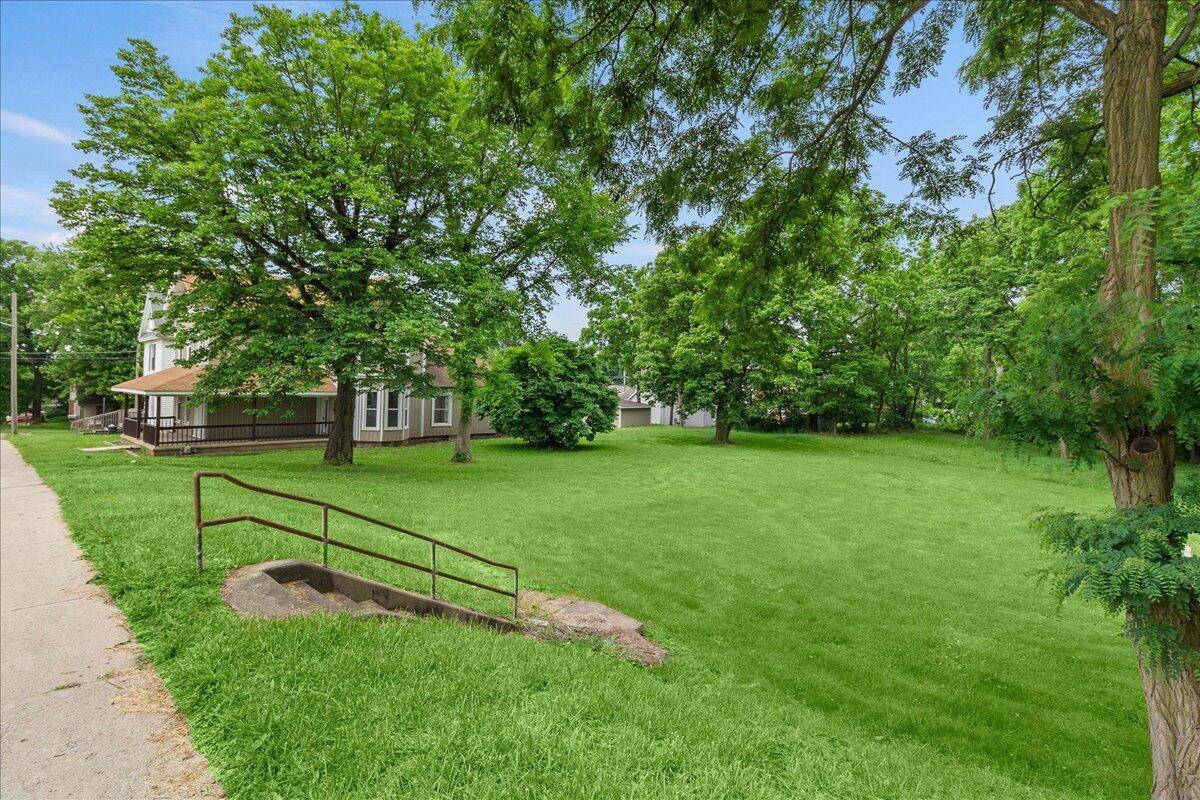 Bellefontaine, OH 43311,324 W Sandusky Avenue