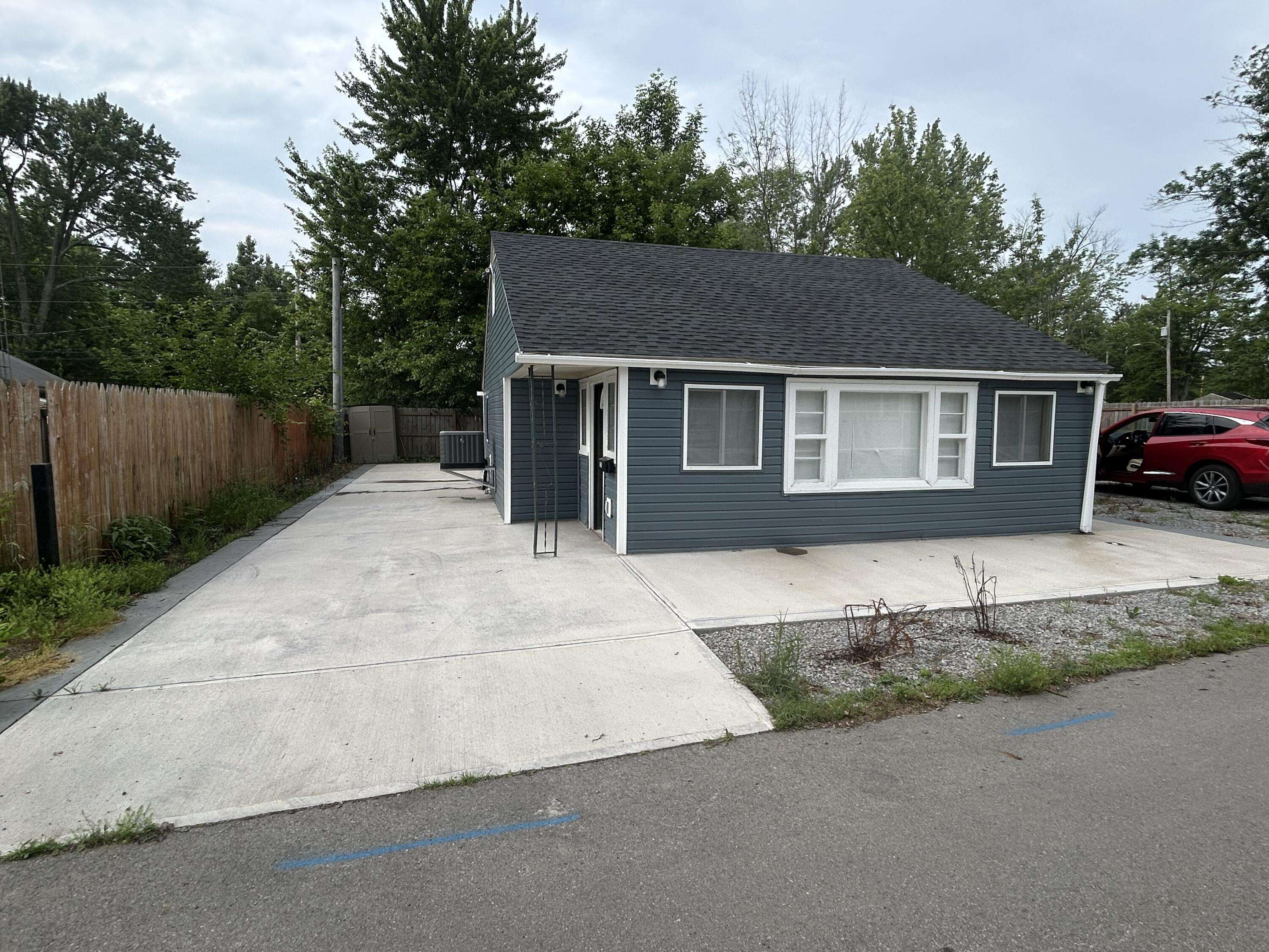 225 Bentz Avenue, Lakeview, OH 43331