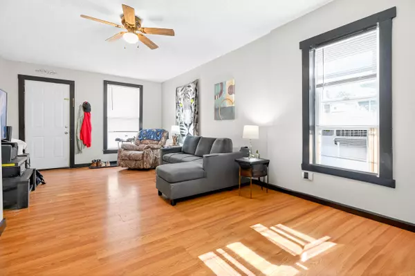 Urbana, OH 43078,215-217 Pindar Street