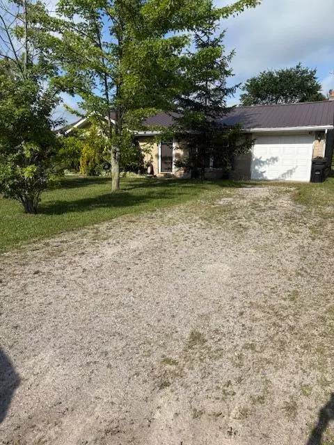 Rushsylvania, OH 43347,124 Susie Street