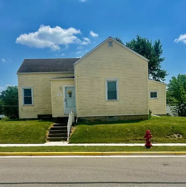 Anna, OH 45302,101 W South Street