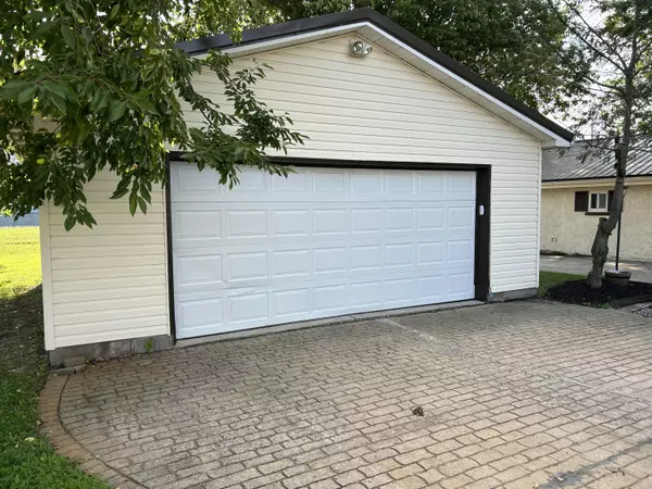 Russells Point, OH 43348,521 Fairview Avenue