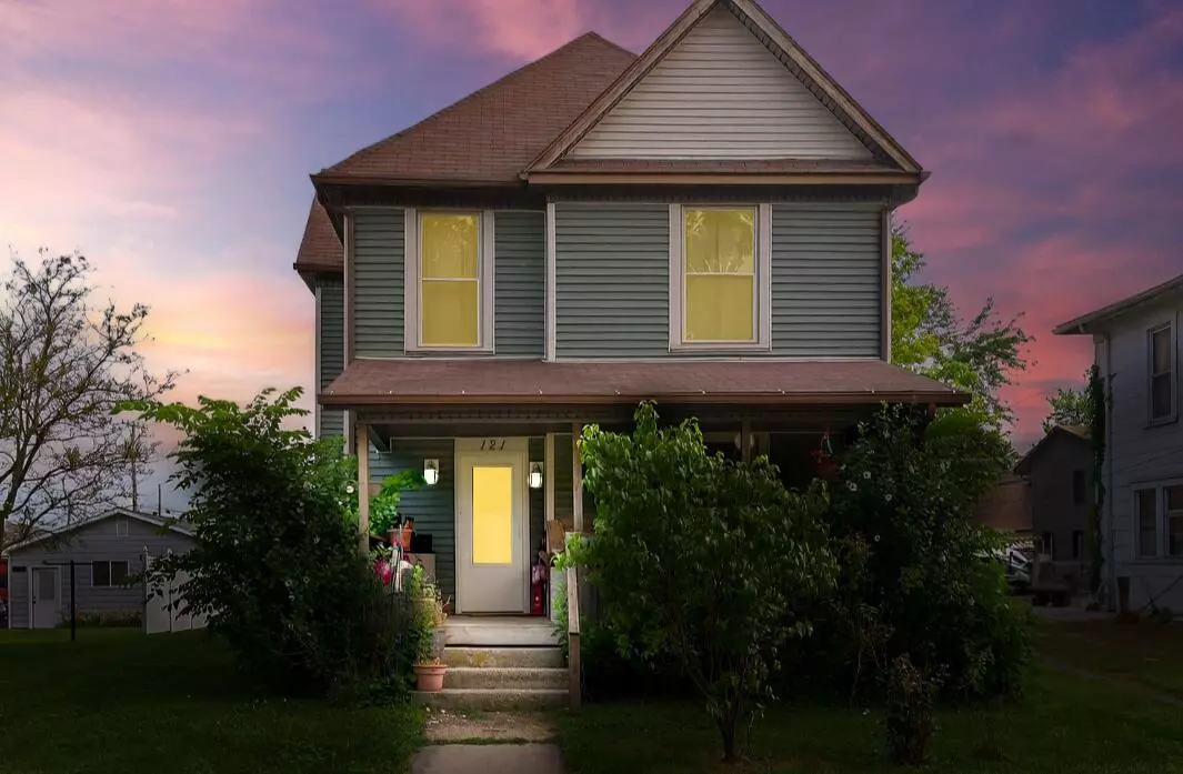 Bellefontaine, OH 43311,121 E Spring Avenue