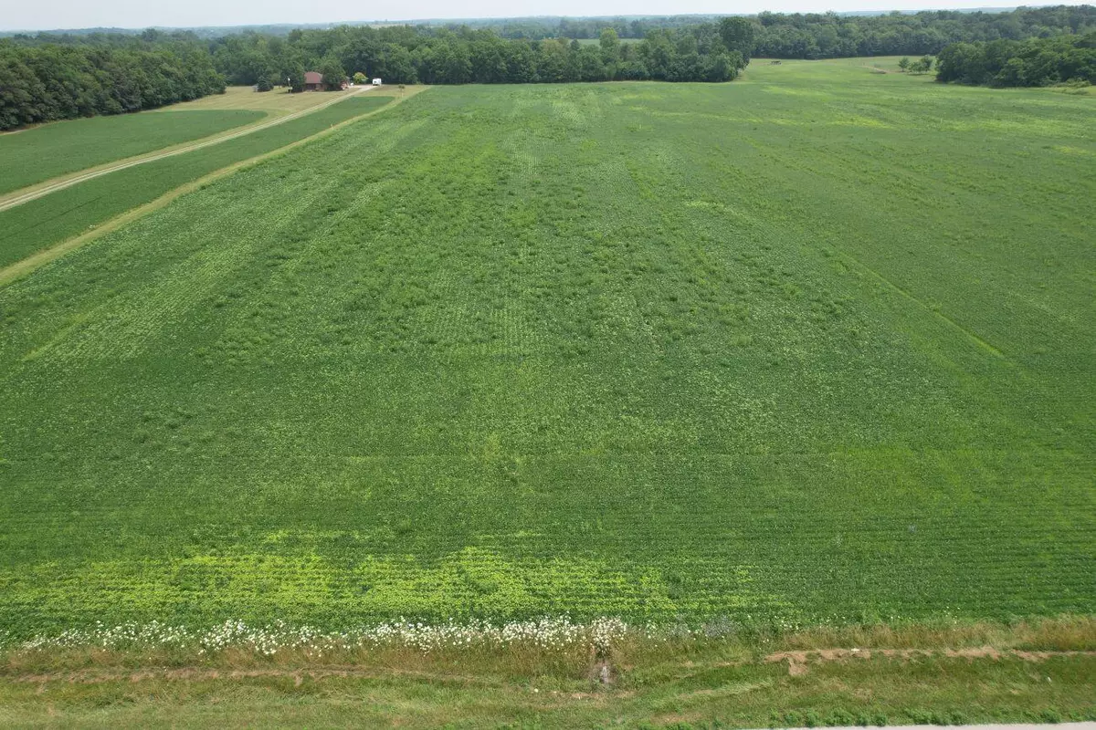 Belle Center, OH 43310,. County Road 49