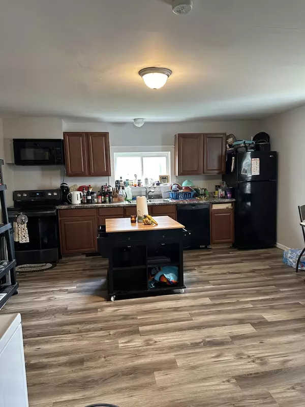 Ada, OH 45810,216 W Highland Avenue