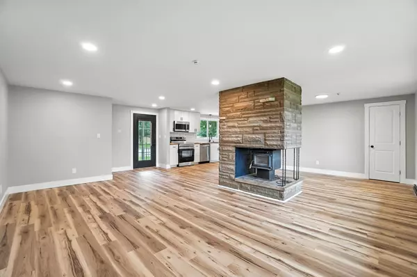 1709 Thomas Drive, Springfield, OH 45503