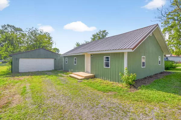 422 Buckeye Avenue, Russells Point, OH 43348