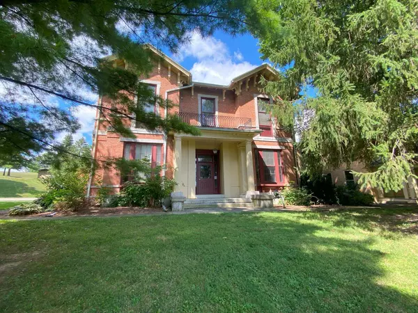 414 N Detroit Street, West Liberty, OH 43357