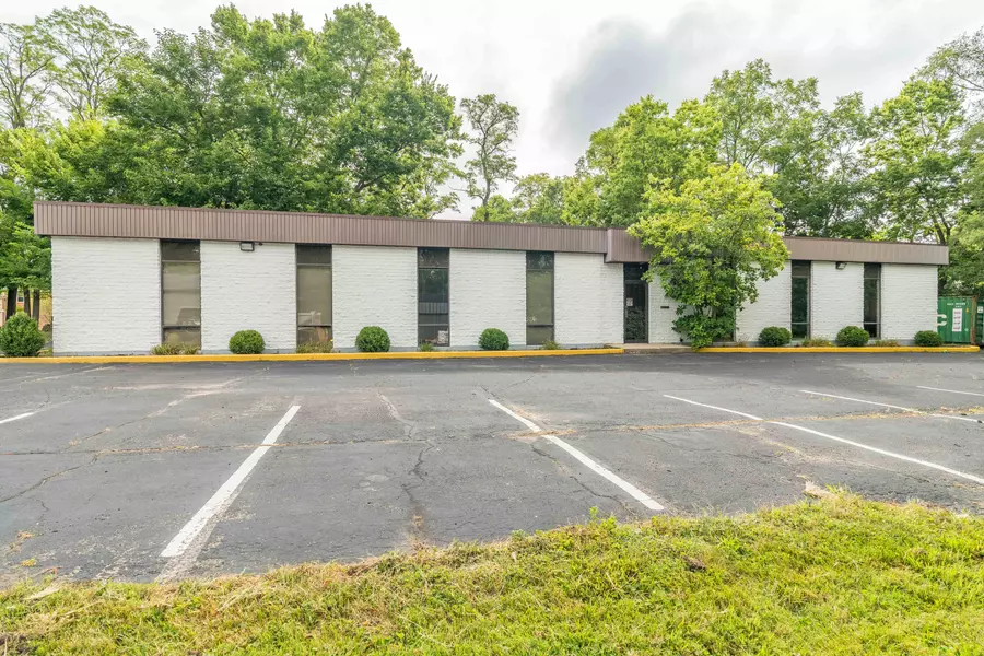 212 W National Road, Vandalia, OH 45377