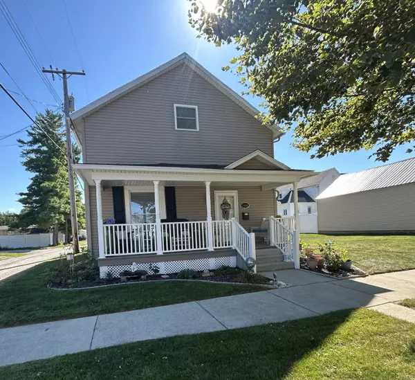 208 Court Street, Wapakoneta, OH 45895