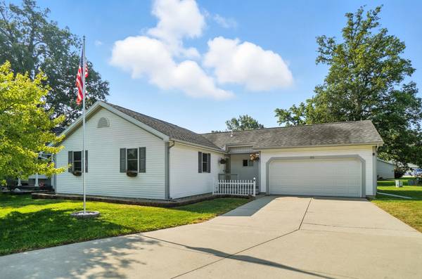 206 White Oaks Court, Russells Point, OH 43348