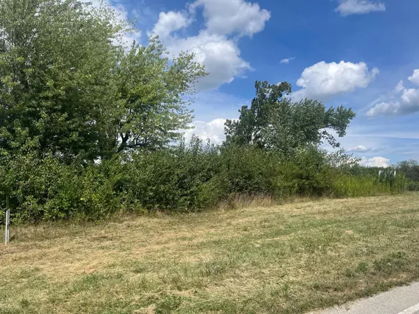 7005 E Westbrook Road, Brookville, OH 45309