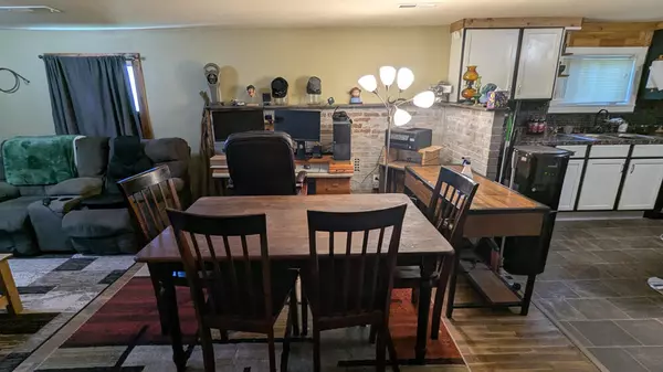 Bradford, OH 45308,231 E Vine Street