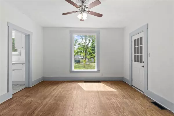 Bellefontaine, OH 43311,524 N Elm Street